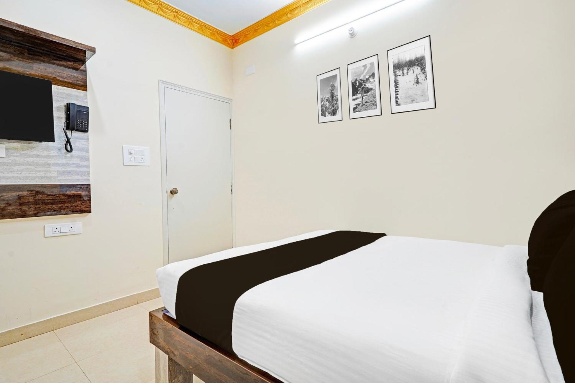 Hotel Super Collection O Niladri Road à Kammasandra Extérieur photo